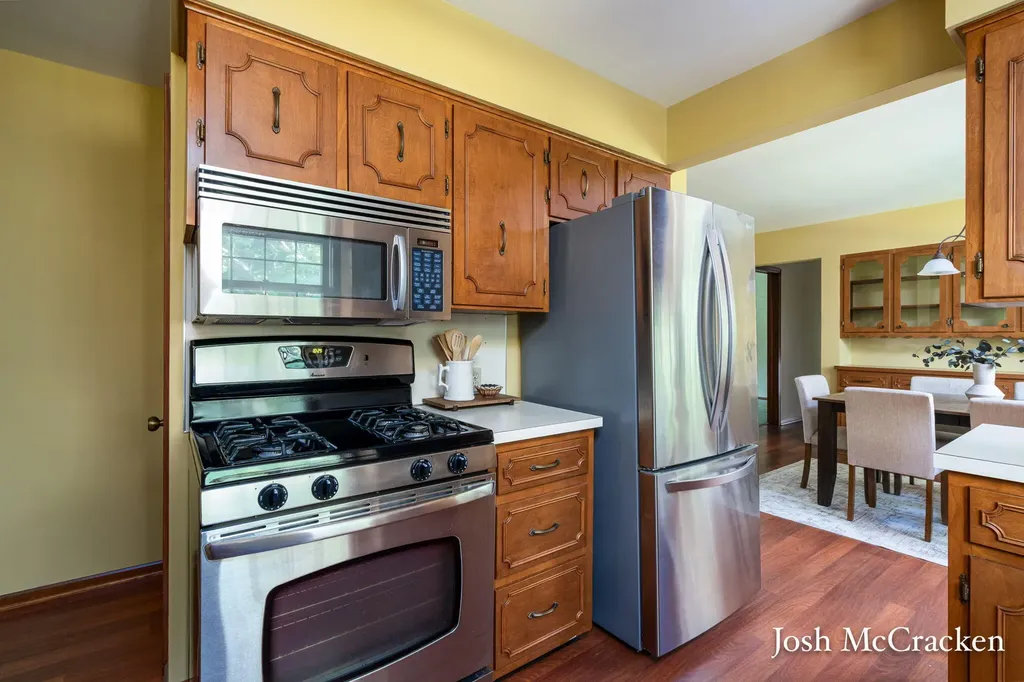 2894 Gulliford Drive SE Lowell Charter Township MI 49331