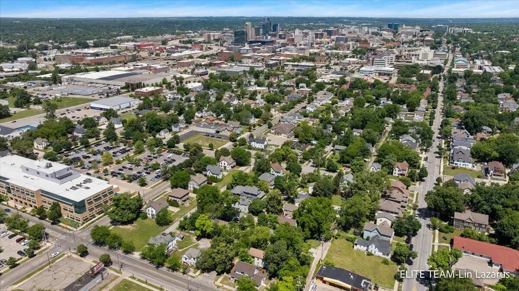 736 Cass Avenue SE Grand Rapids City MI 49503