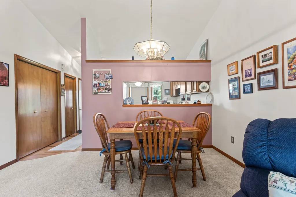 2271 Southgate Drive SE Kentwood City MI 49508