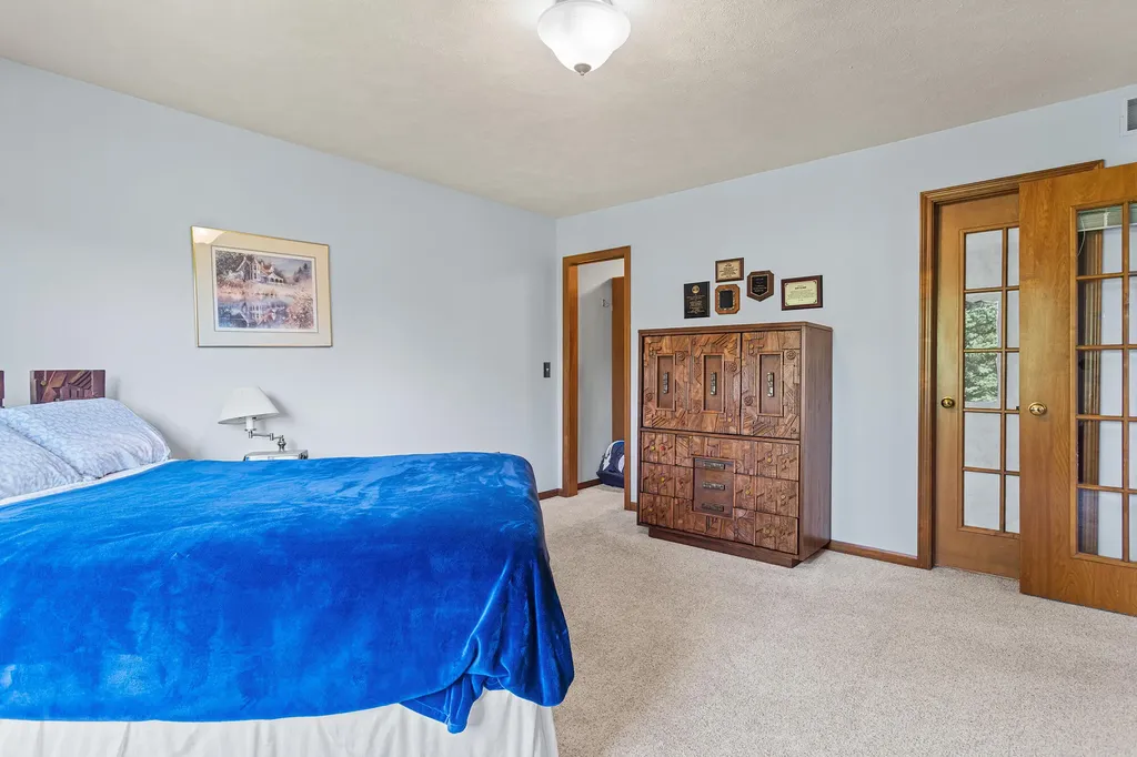 2271 Southgate Drive SE Kentwood City MI 49508