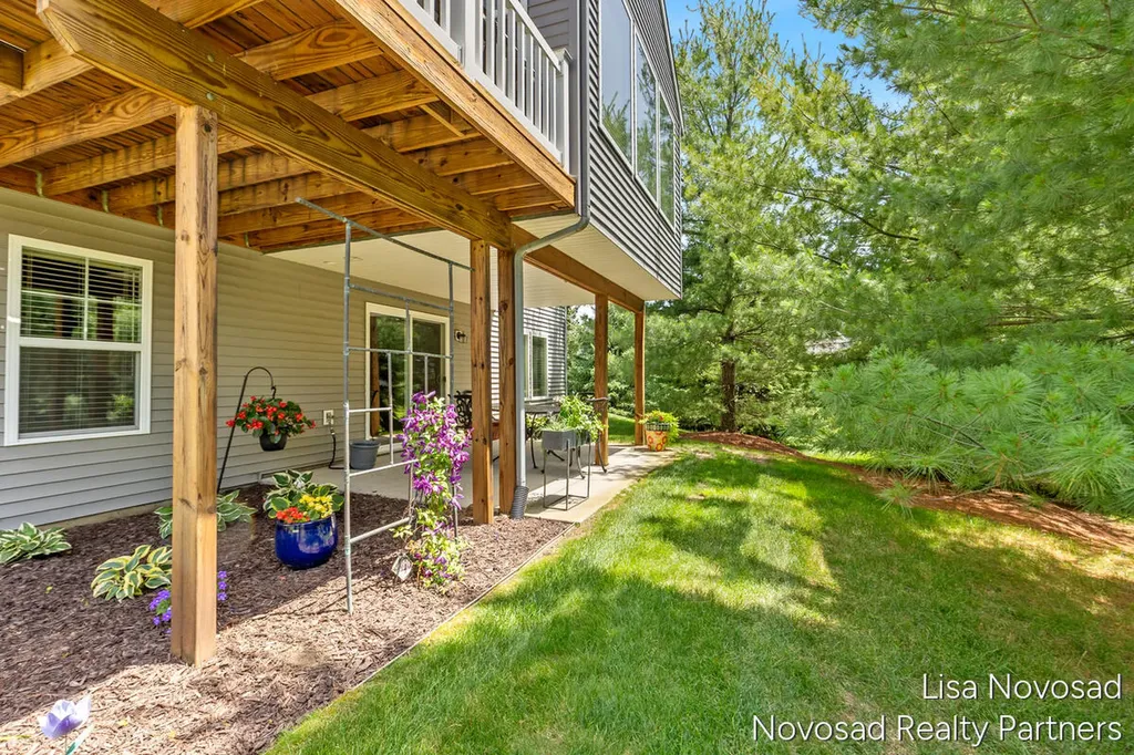 7799 Black Cherry Way SE Caledonia Township MI 49316