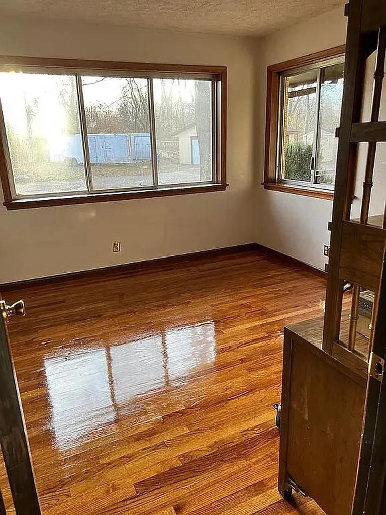6530 Paw Paw Avenue Coloma Charter Township MI 49038