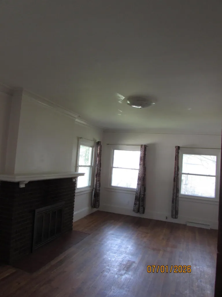 2257 Wyoming Avenue SW Wyoming City MI 49519