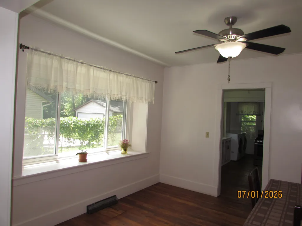 2257 Wyoming Avenue SW Wyoming City MI 49519