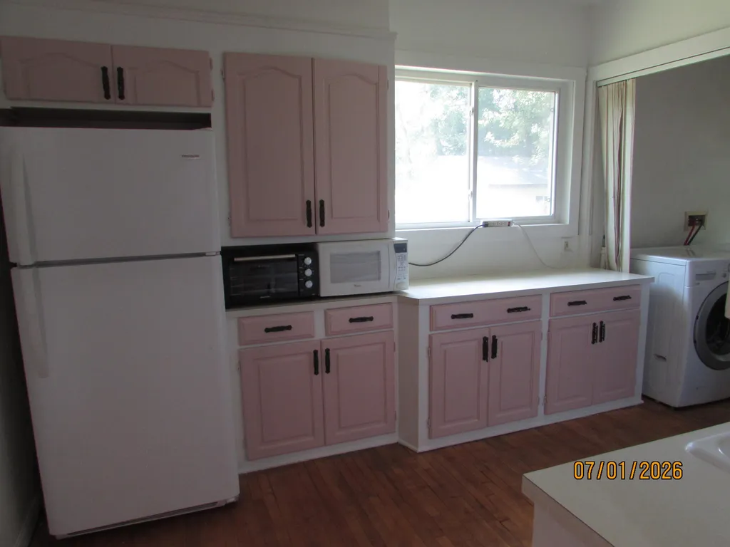 2257 Wyoming Avenue SW Wyoming City MI 49519
