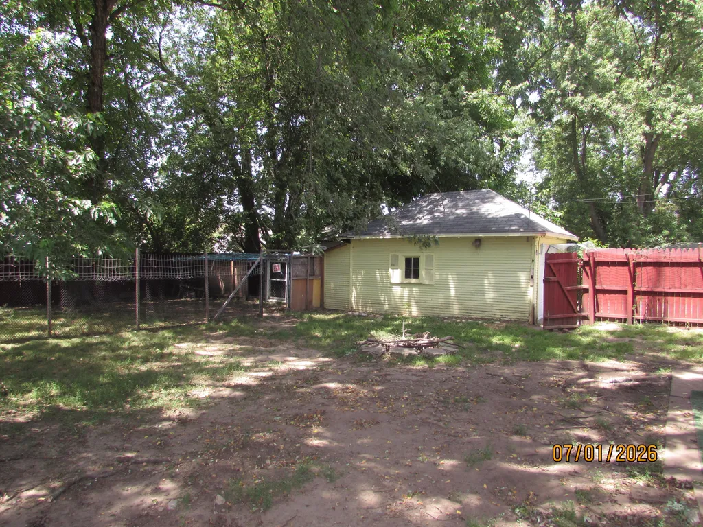 2257 Wyoming Avenue SW Wyoming City MI 49519