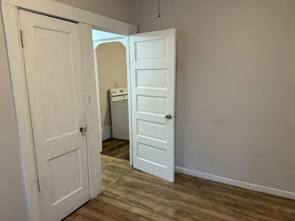 169 W 17th Street Holland City MI 49423