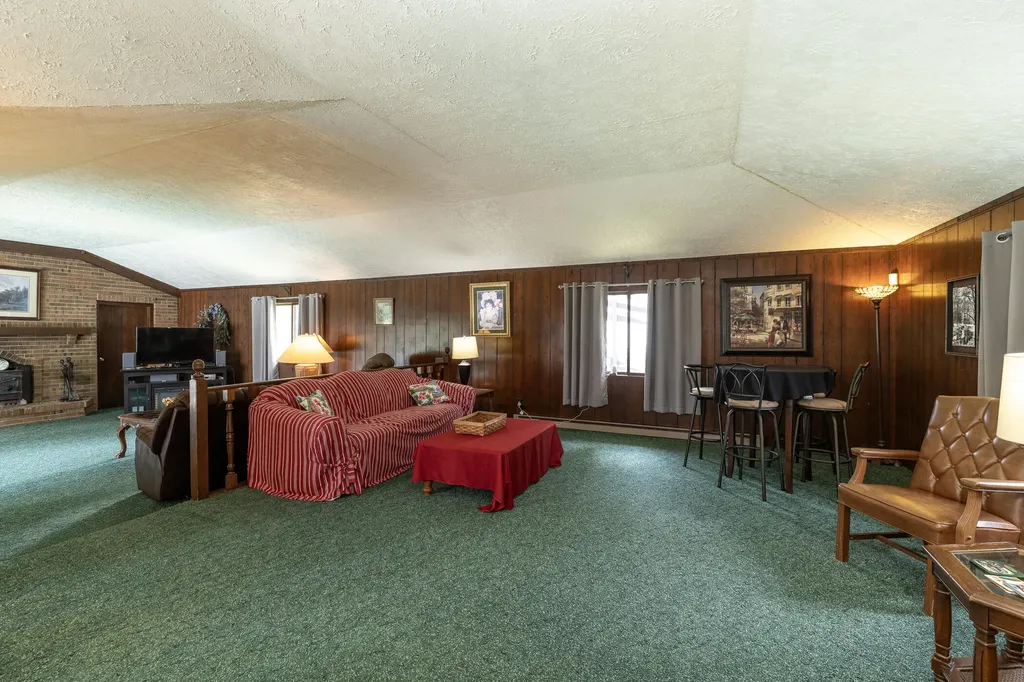 55081 Buckhorn Road Park Township MI 49093