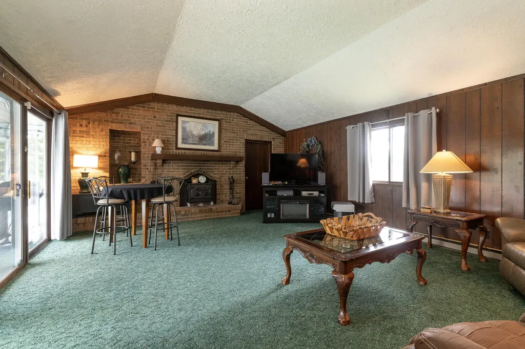 55081 Buckhorn Road Park Township MI 49093