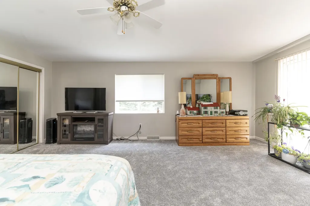 55081 Buckhorn Road Park Township MI 49093