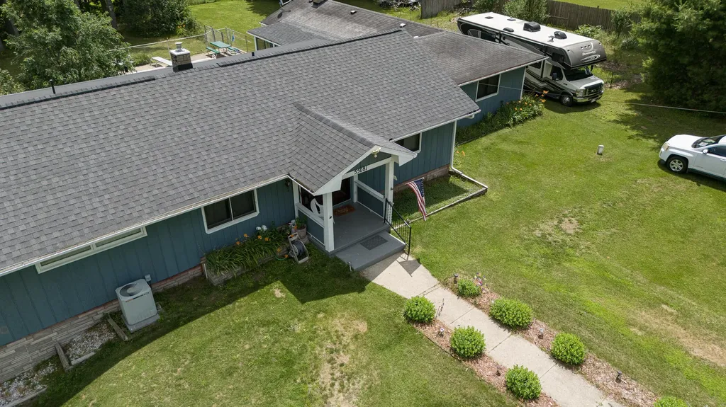 55081 Buckhorn Road Park Township MI 49093