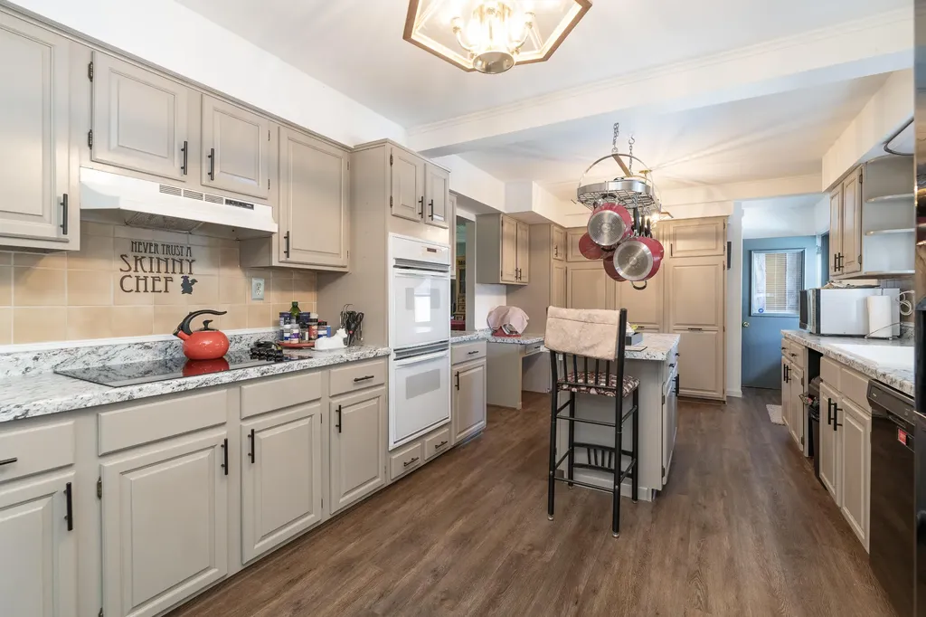 55081 Buckhorn Road Park Township MI 49093
