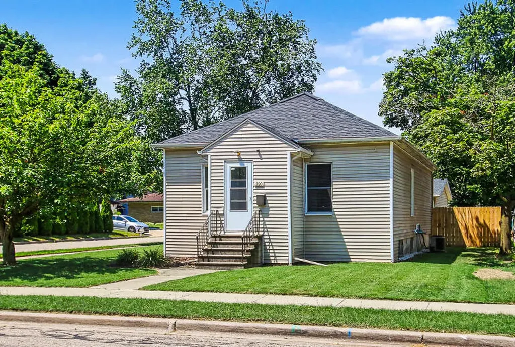 300 N Ottawa Street Zeeland City MI 49464