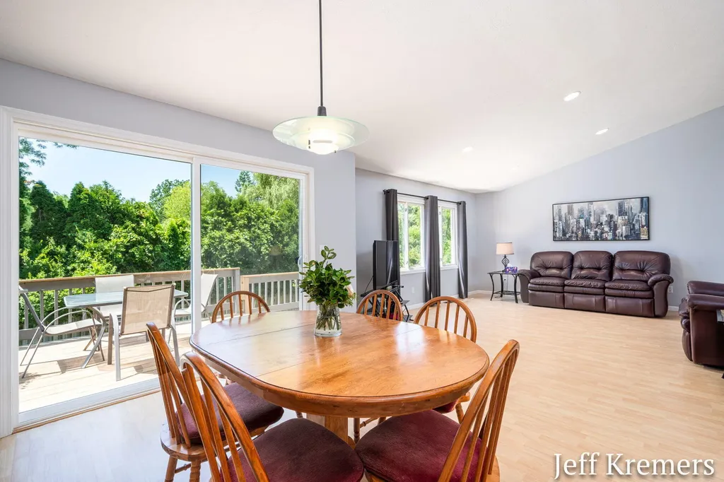 5286 Debbie Court SW Wyoming City MI 49418