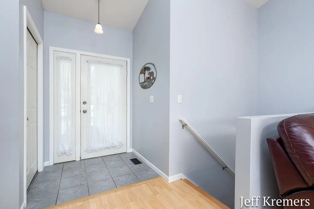 5286 Debbie Court SW Wyoming City MI 49418