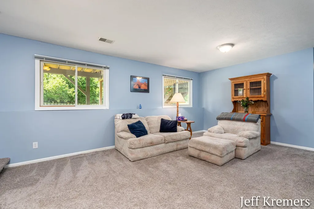 5286 Debbie Court SW Wyoming City MI 49418
