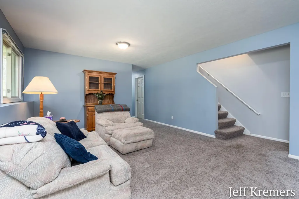 5286 Debbie Court SW Wyoming City MI 49418