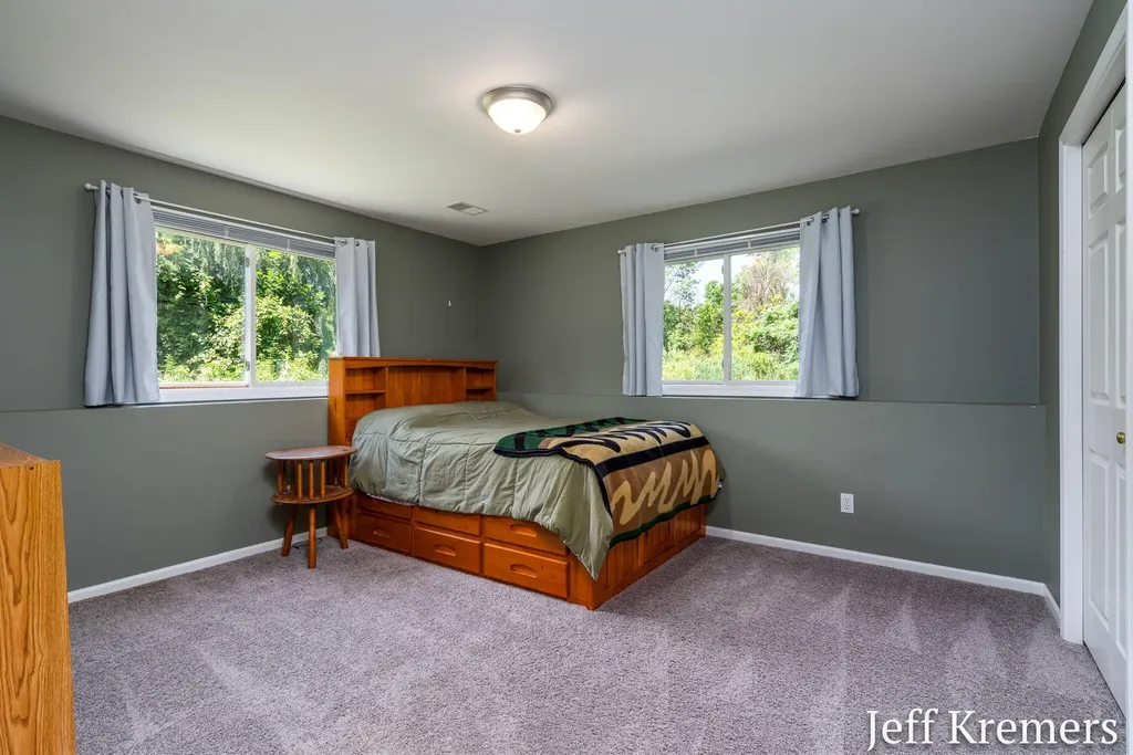 5286 Debbie Court SW Wyoming City MI 49418