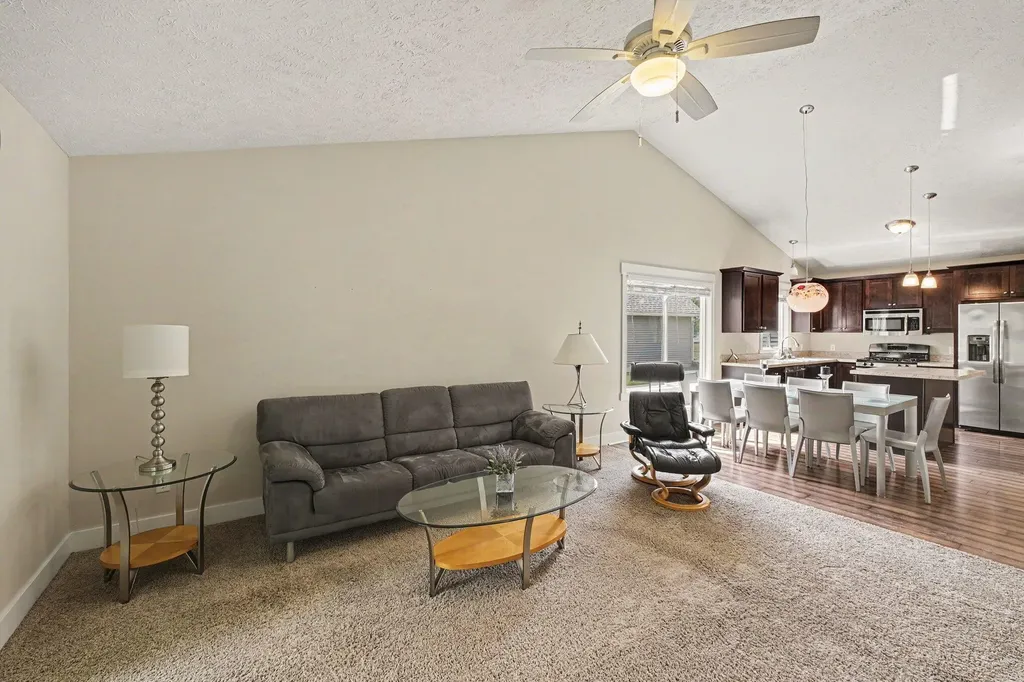 3362 Stormy Creek Drive SE Kentwood City MI 49512
