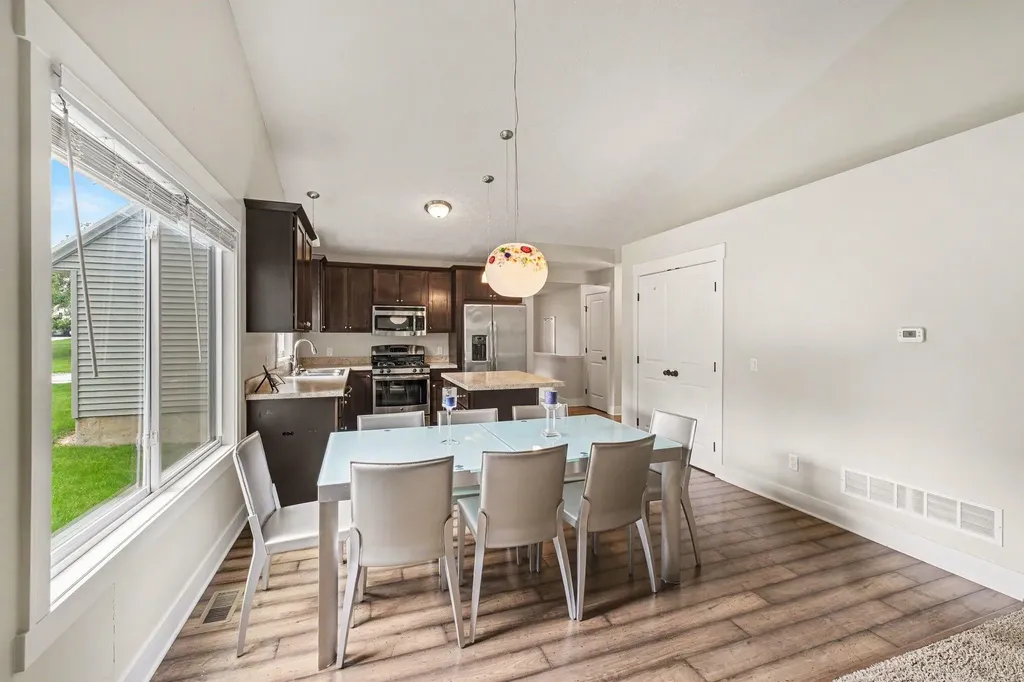3362 Stormy Creek Drive SE Kentwood City MI 49512