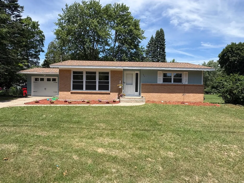 377 W Jefferson Street Newaygo City MI 49337