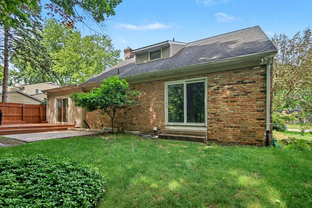 3632 Chamberlain Avenue SE Grand Rapids City MI 49508