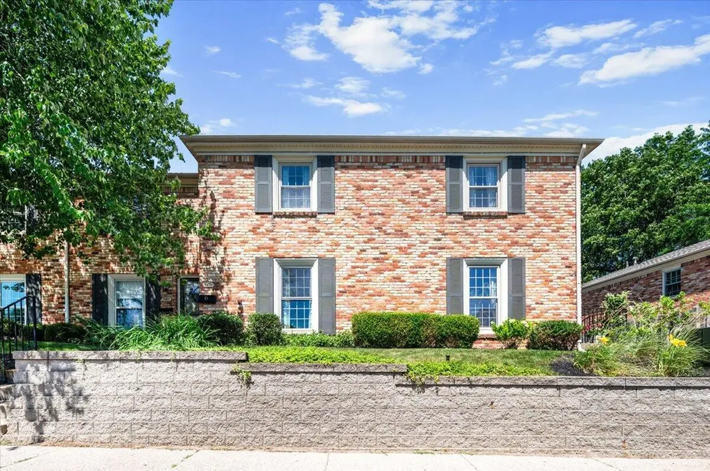 2470 Village Drive SE Grand Rapids City MI 49506