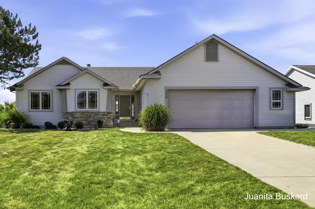 298 Creekside Drive Coopersville City MI 49404