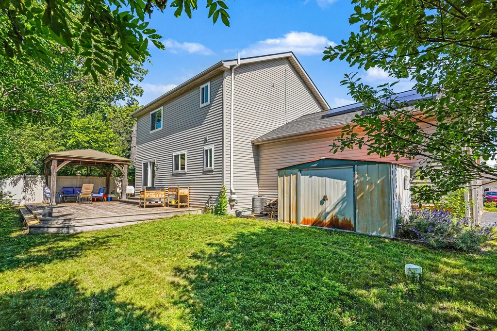 3843 Athens Avenue Waterford Charter Township MI 48329