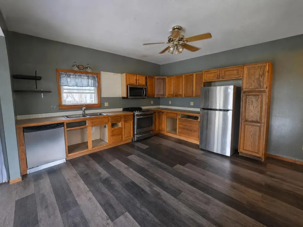 207 S Barry Street Greenville City MI 48838