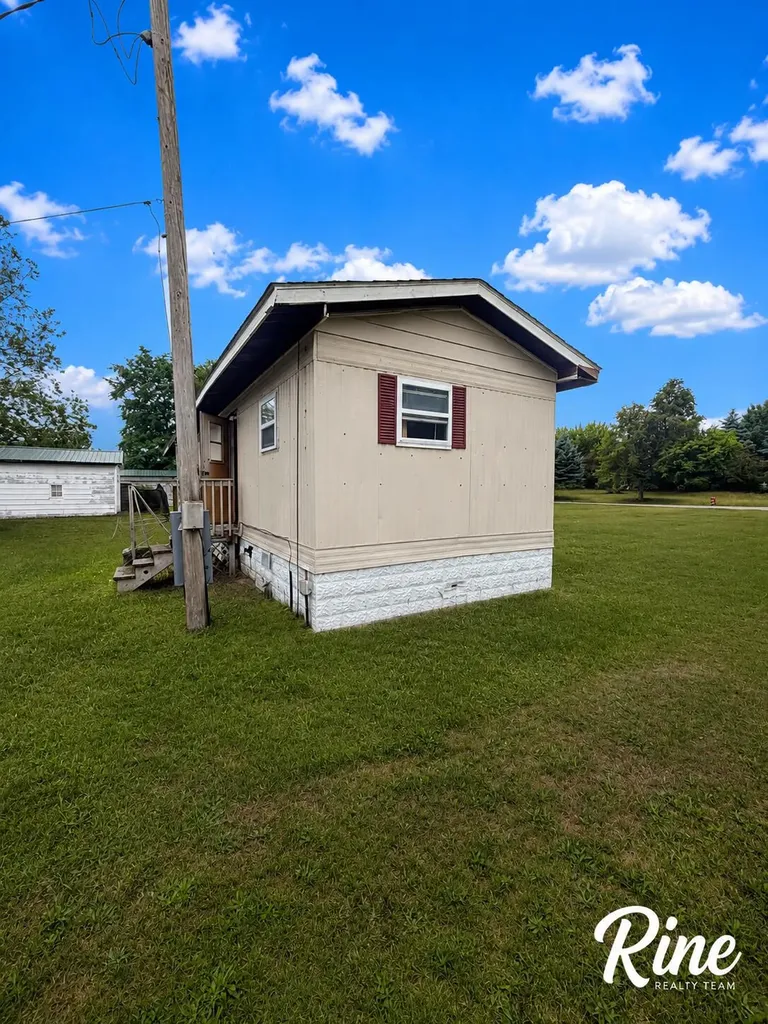 1684 Colwood Road Almer Township MI 48723