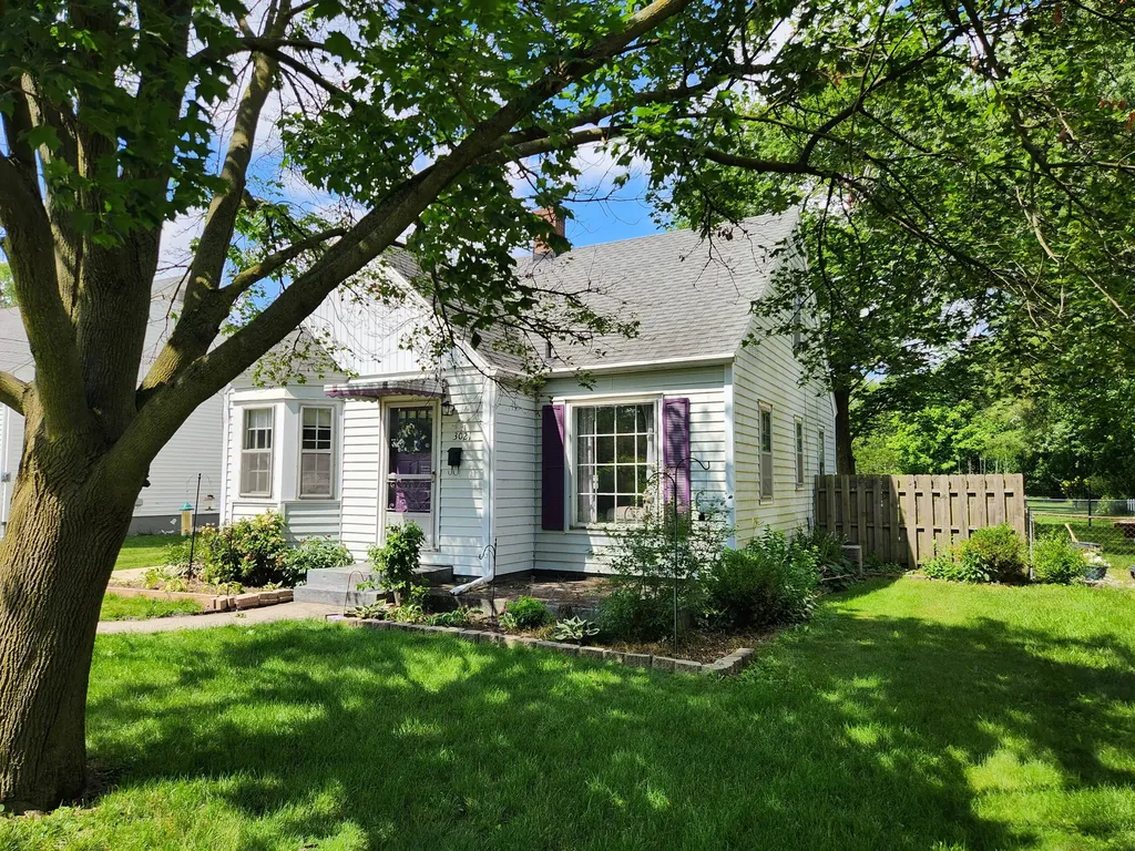 3021 Jefferson Avenue SE Wyoming City MI 49548