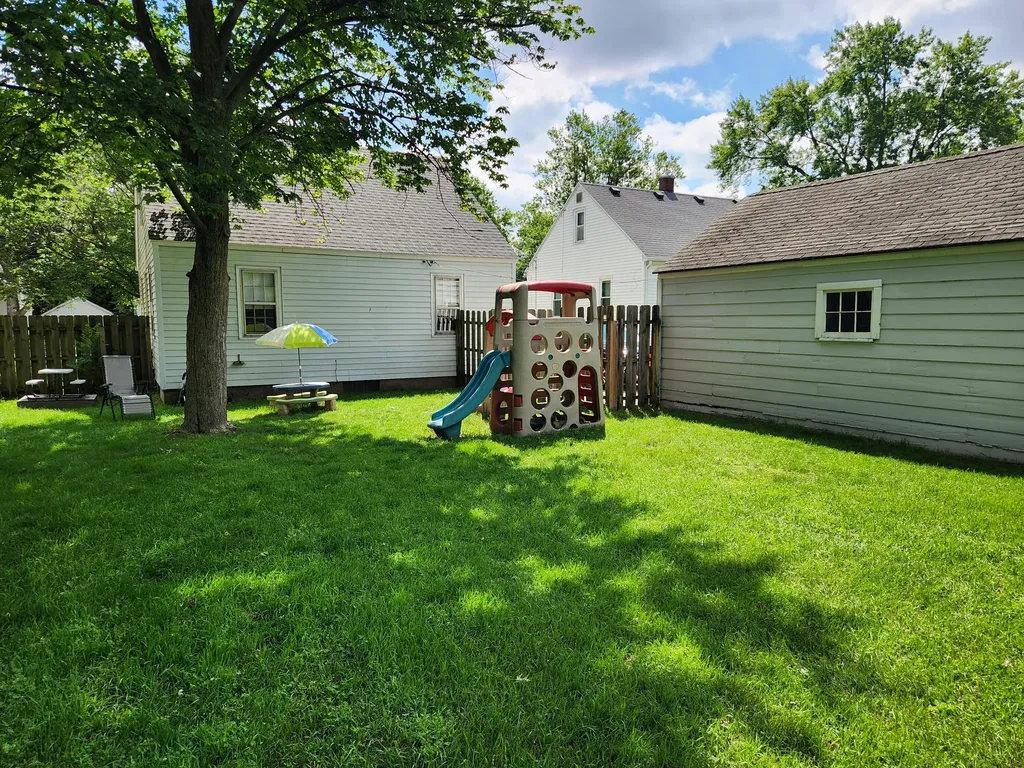 3021 Jefferson Avenue SE Wyoming City MI 49548