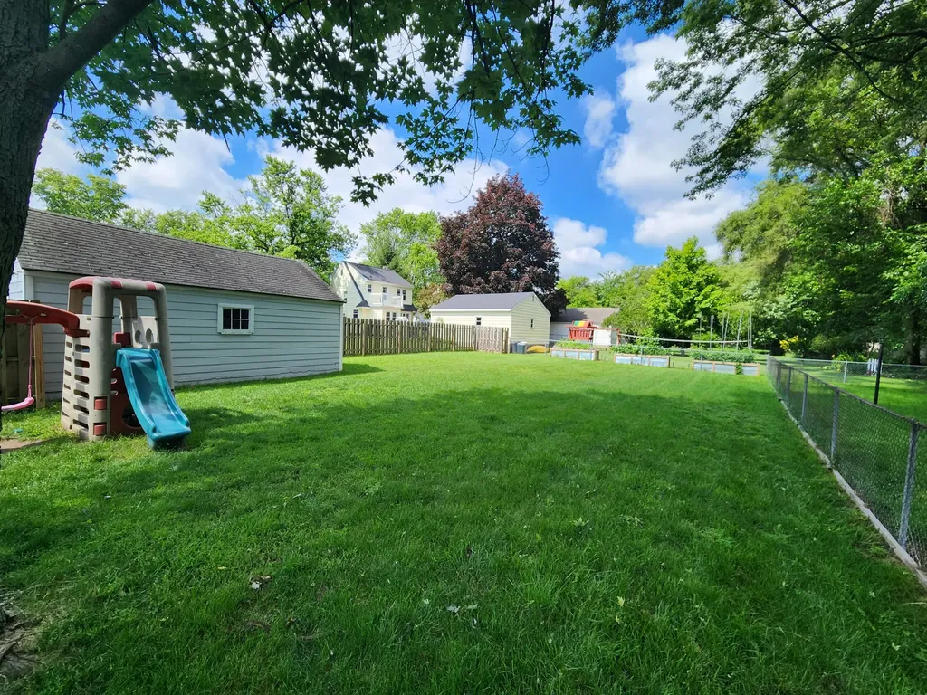 3021 Jefferson Avenue SE Wyoming City MI 49548