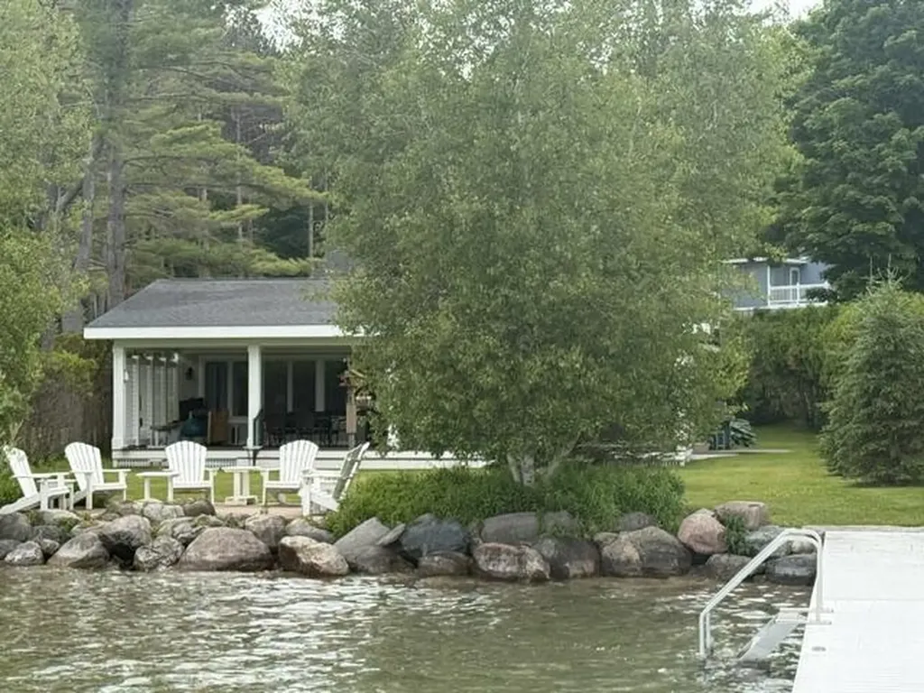 8630 Curtis Lane Bay Township MI 49770