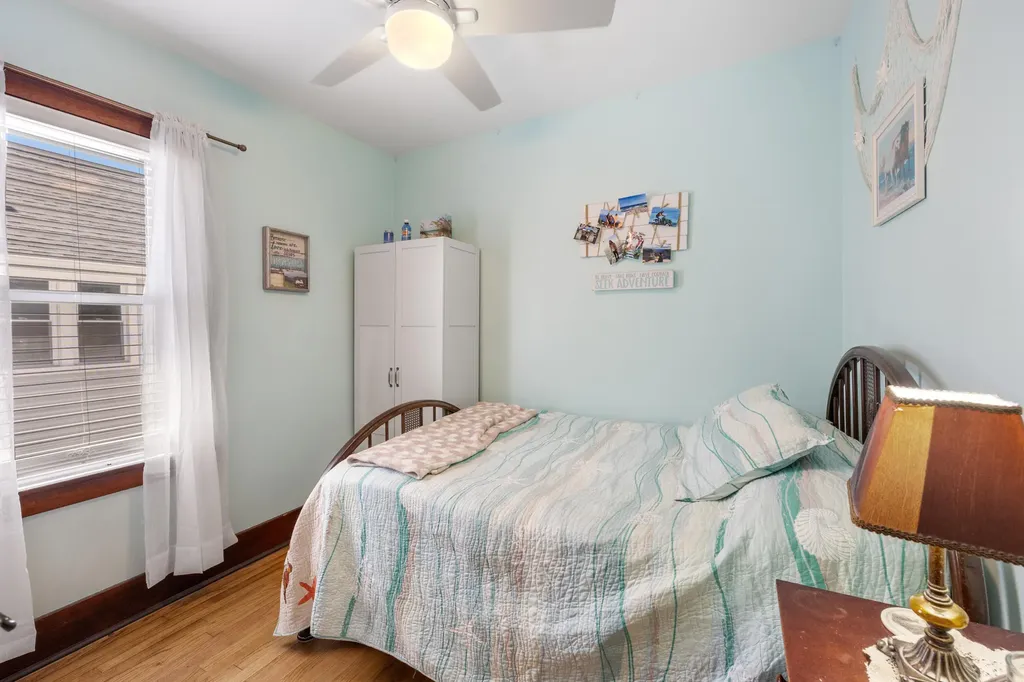 909 Slayton Avenue Grand Haven City MI 49417
