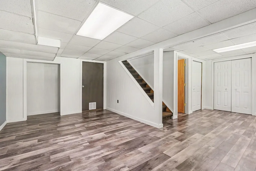 17150 Shaner Avenue NE Nelson Township MI 49343