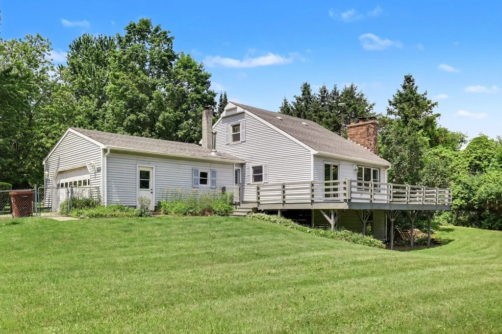 17150 Shaner Avenue NE Nelson Township MI 49343