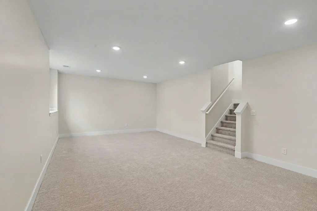 6599 Bellflower Drive SW Zeeland Charter Township MI 49464