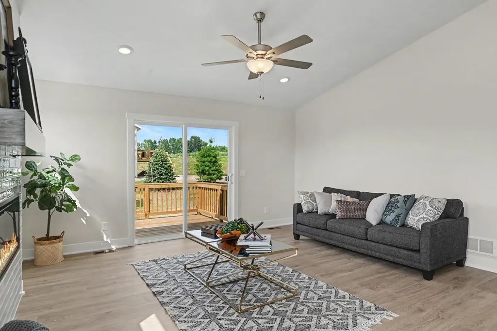 6599 Bellflower Drive SW Zeeland Charter Township MI 49464