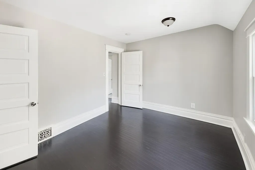 1517 James Street Kalamazoo City MI 49001