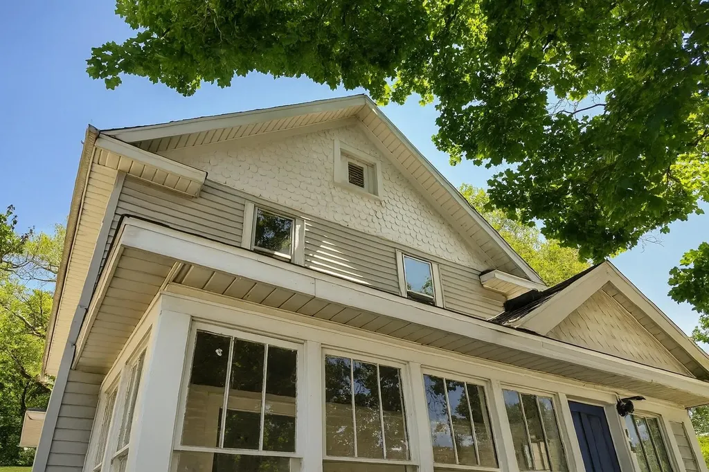 1517 James Street Kalamazoo City MI 49001