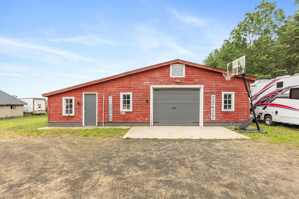 15331 Quincy Street Park Township MI 49424
