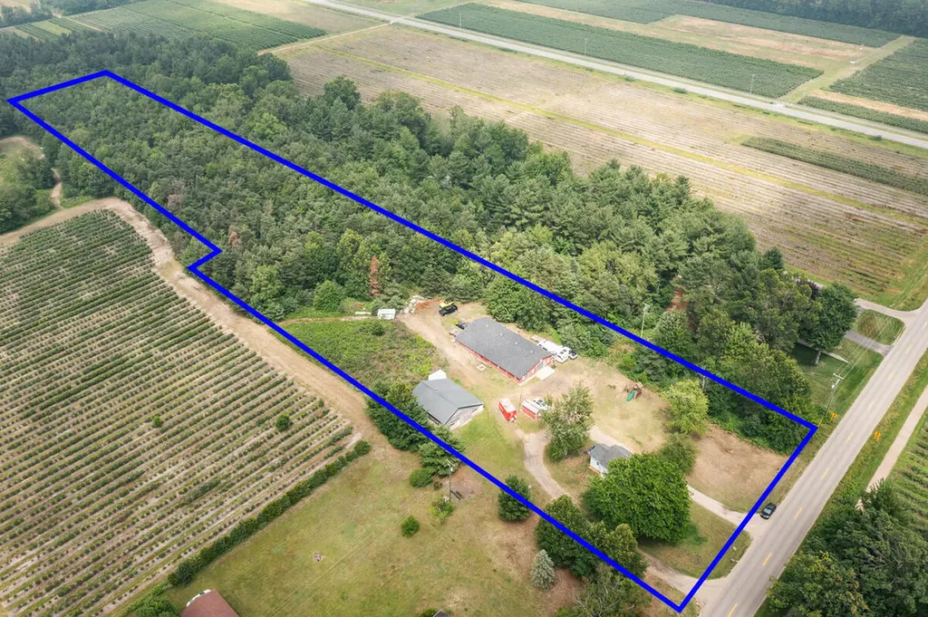 15331 Quincy Street Park Township MI 49424