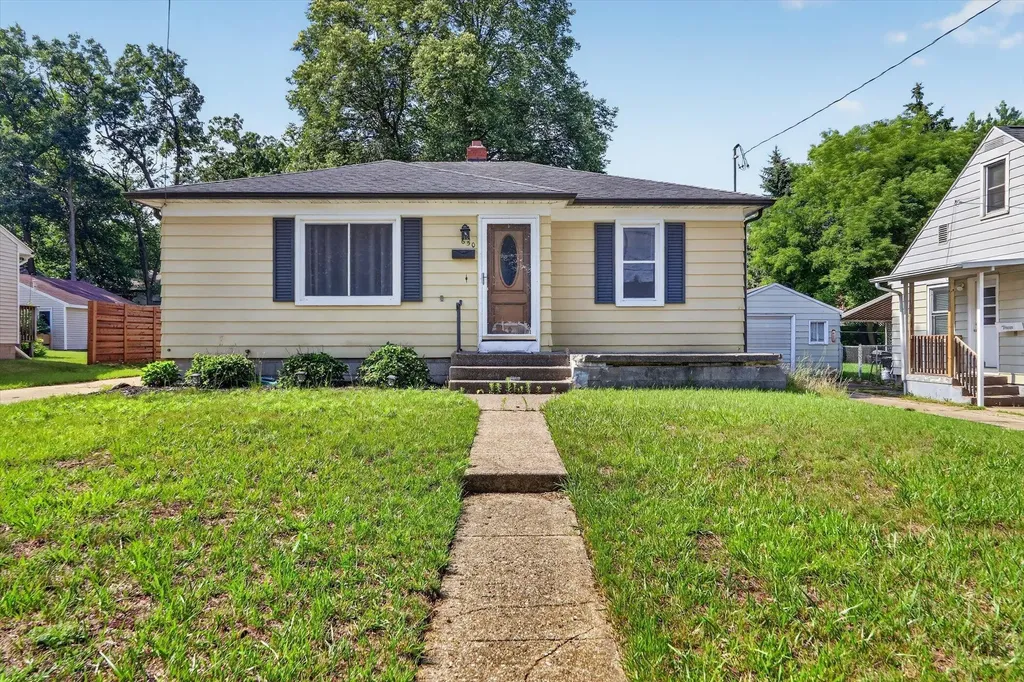 650 Marcia Street SW Wyoming City MI 49509