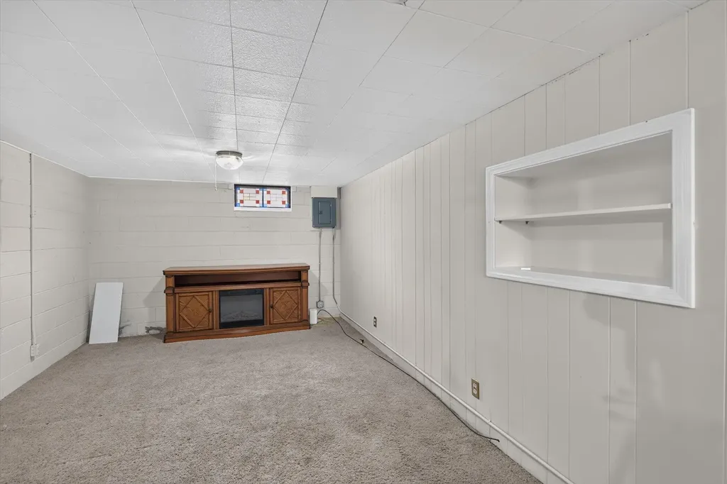 650 Marcia Street SW Wyoming City MI 49509