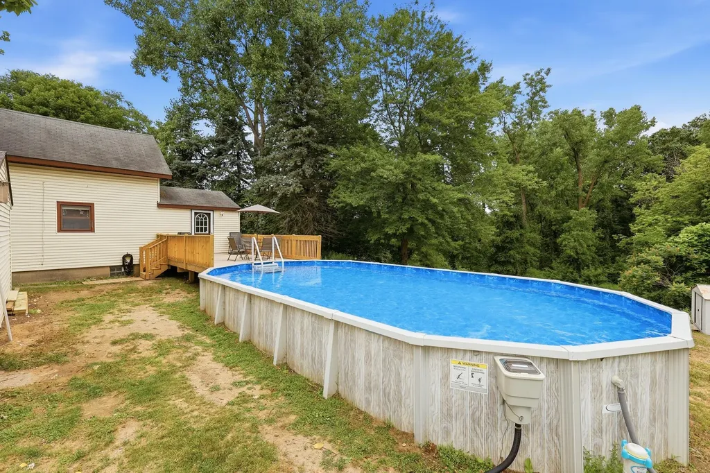 347 6 Mile Road NW Alpine Township MI 49321