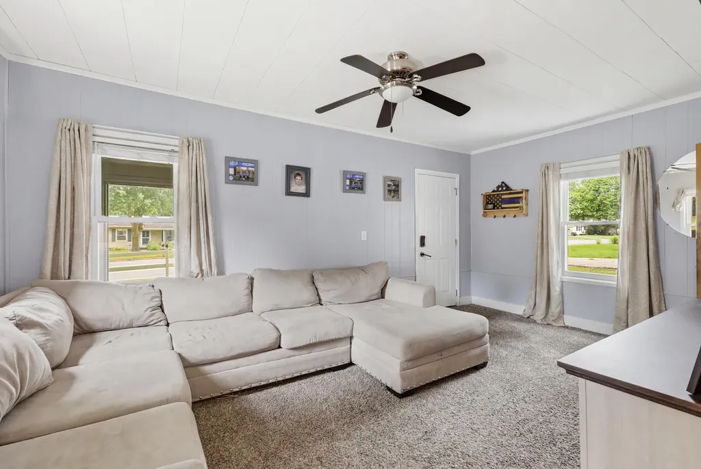347 6 Mile Road NW Alpine Township MI 49321