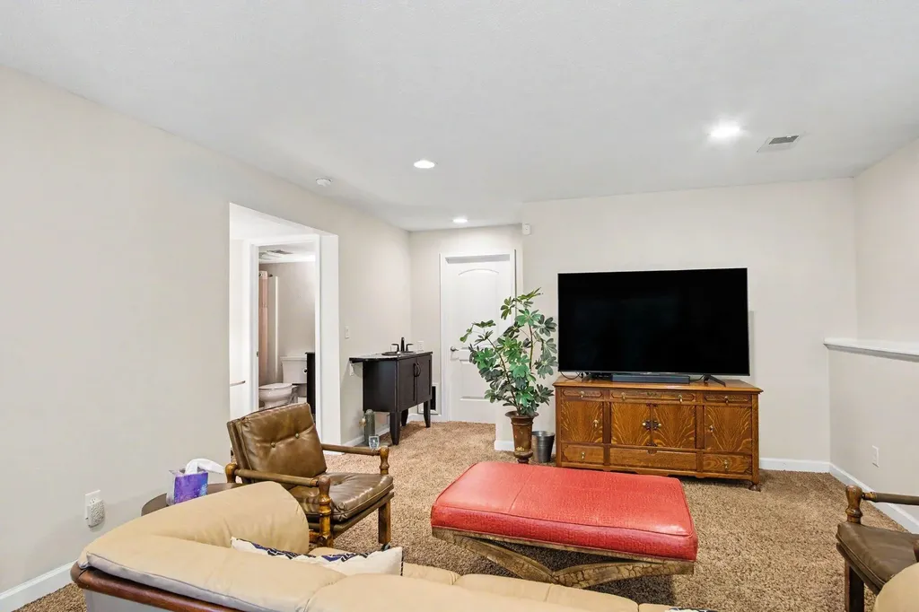850 Pinnacle Run Drive SE Grand Rapids Charter Township MI 49546