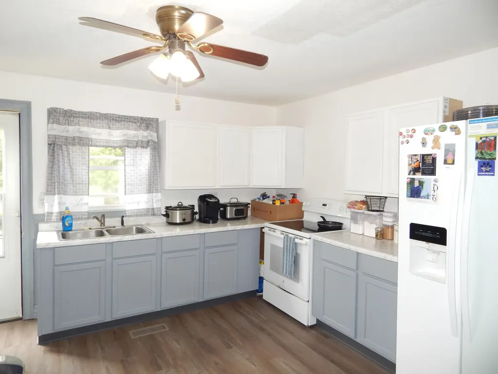 12270 E Bailey Road Moorland Township MI 49451